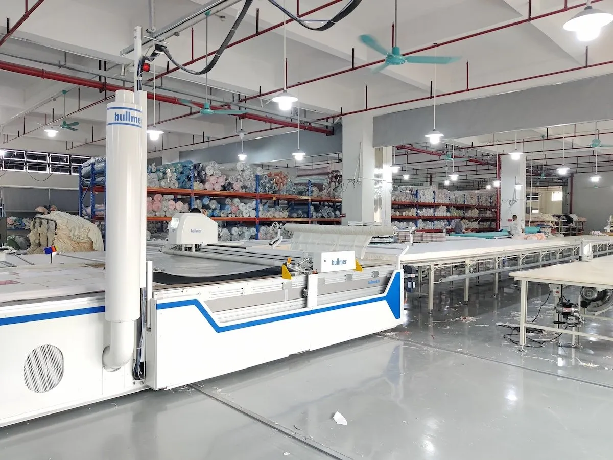 Private label kids' underwear manufacturer finishing and custom label application