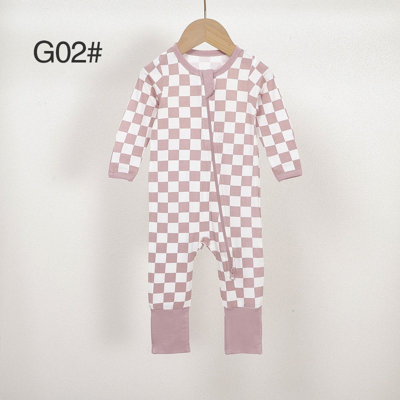 Pink and white bamboo checkered baby romper G02 with long sleeves and zipper front